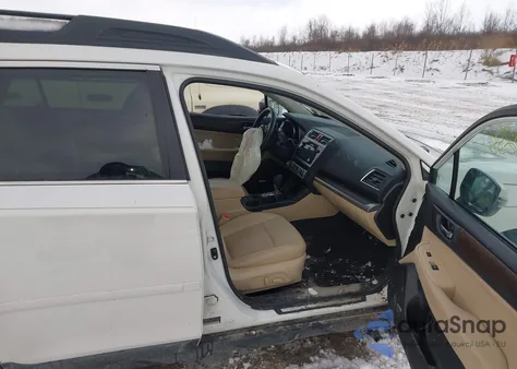 2017 Subaru Outback 2.5I Limited z USA, uszkodzony, nr VIN 4S4BSANC0H3342808